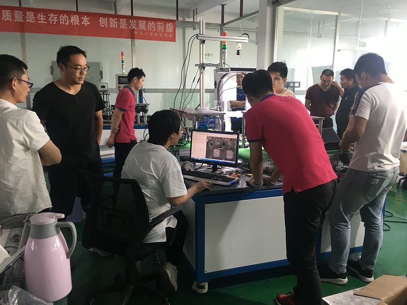 自动化检测分解机顺利通过上海铁路局联合专家组验收—秋葵视频在线下载安装