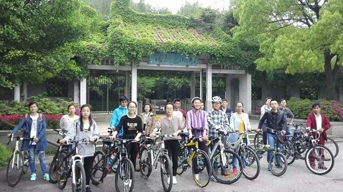 秋葵视频在线下载安装-外出活动